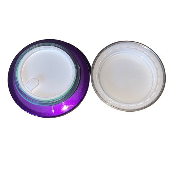 Younique Royalty Oil Control Mask 1.6 Oz. New open box - Picture 8 of 8